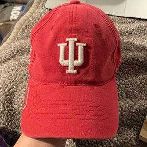 Structured fitted IU cap Insight Bowl